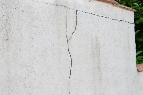 Foundation Crack Patching in Lakeville